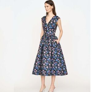 NEW Christy Lynn Darlene Dress Black Floral Sleeveless V-Neck Fit Flare Midi